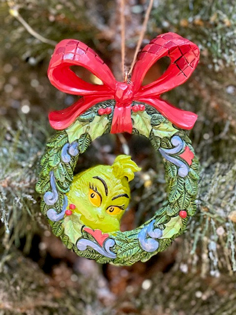 JIM SHORE - GRINCH WITH WREATH HANGING ORNAMENT 6006571