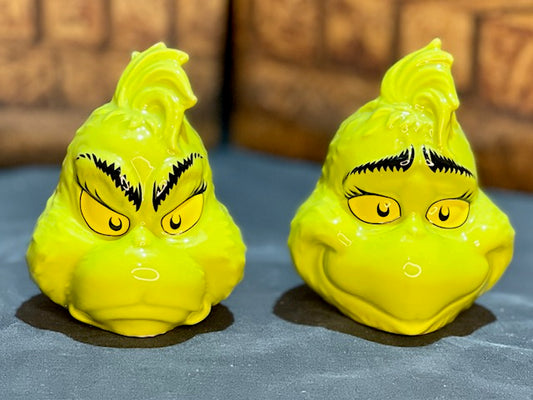 GRINCH HEAD 2 PC 9CM SALT & PEPPER 6010968