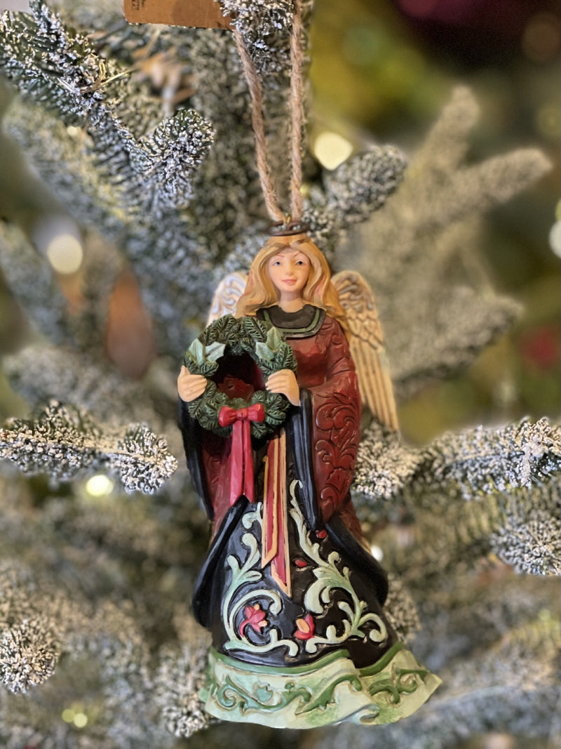 JIM SHORE - HWC HOLIDAY MANOR ANGEL WITH WREATH HANGING ORNAMENT 6012889