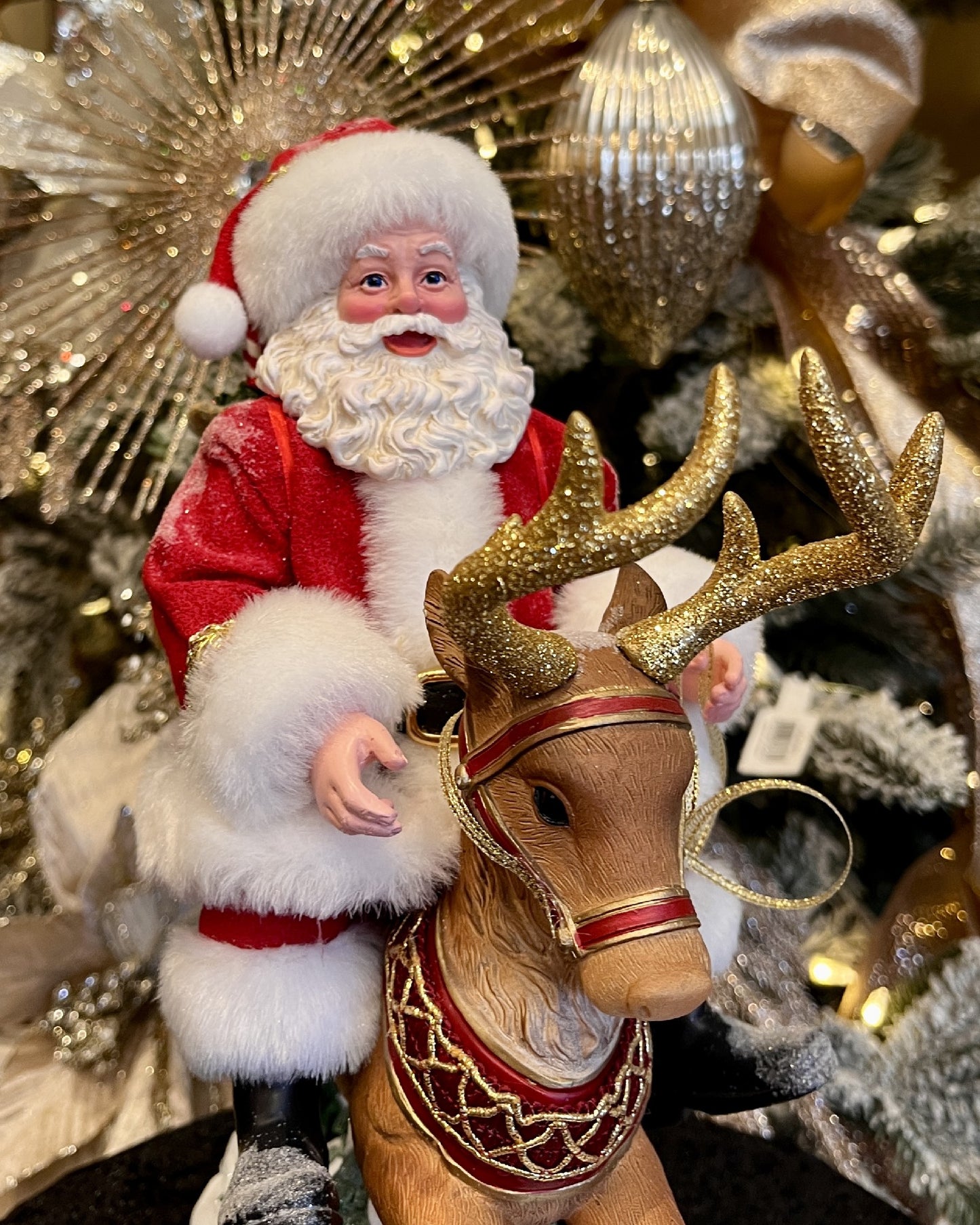POSSIBLE DREAMS - TEN SANTA'S LEAPING 6014795