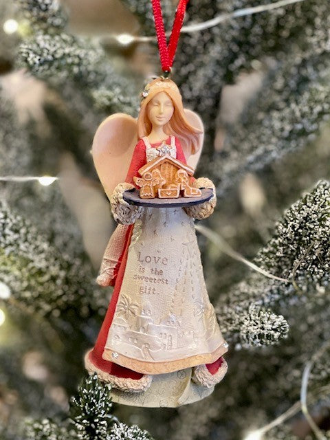 HEART OF CHRISTMAS ANGEL WITH GINGERBREAD NATIVITY