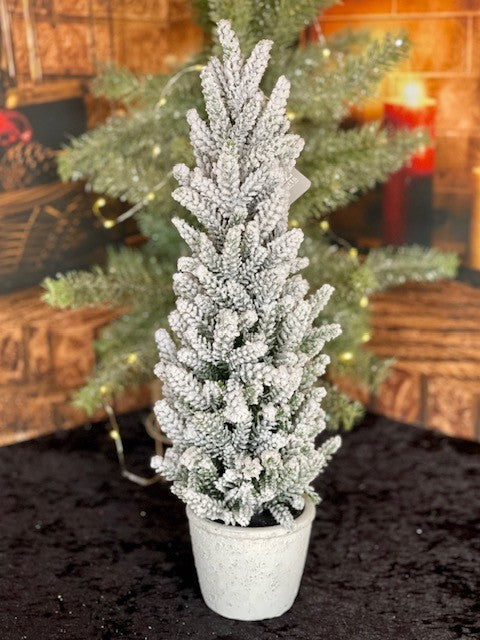 SNOWY PINE TREE LARGE 3710362