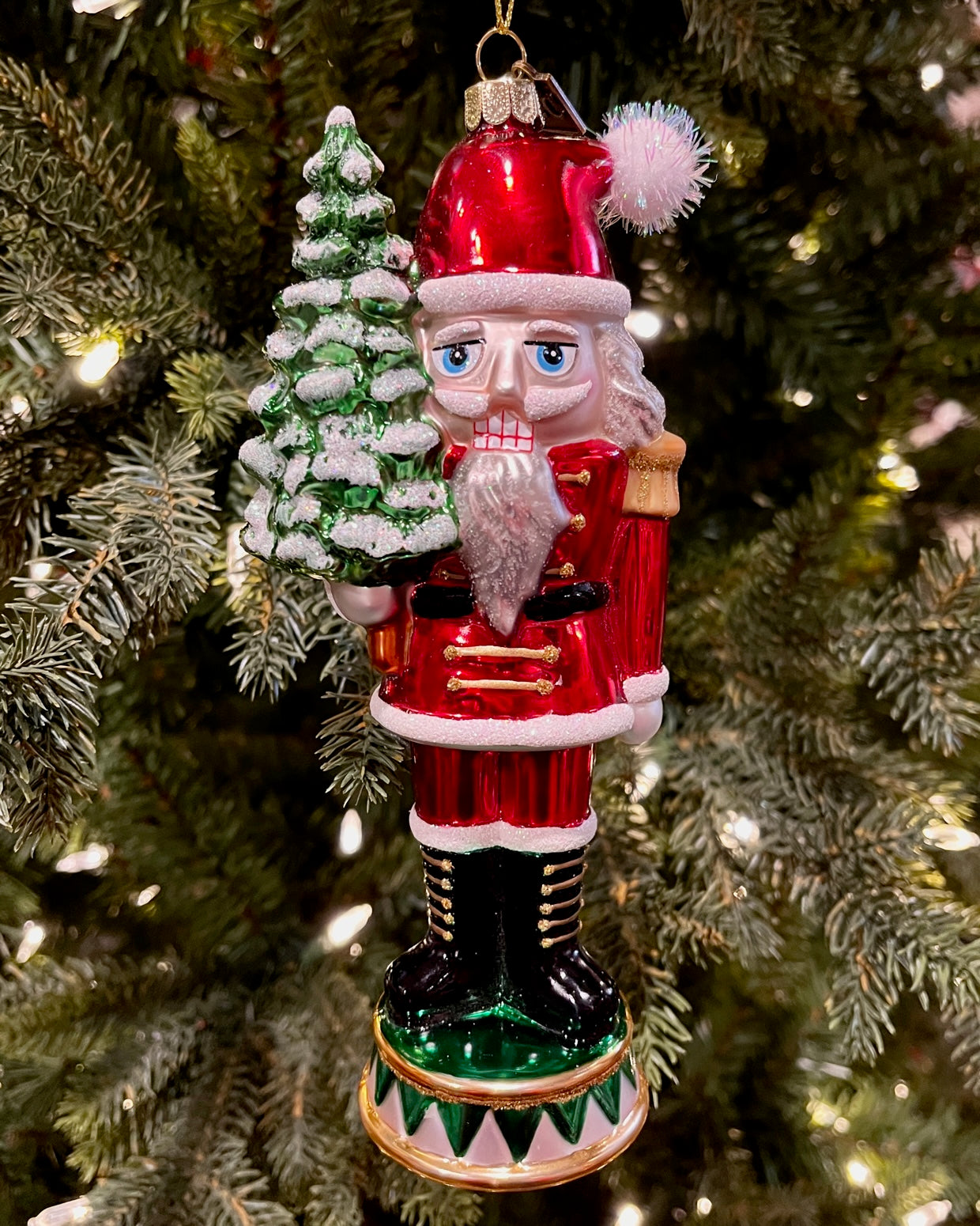 ERIC CORTINA RED NUTCRACKER WITH TREE GLASS ORNAMENT 4553101