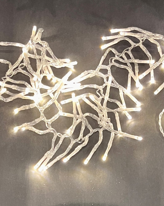 19.6FT CLUSTER GARLAND CLEAR WIRE WITH 600 WARM WHITE LIGHTS