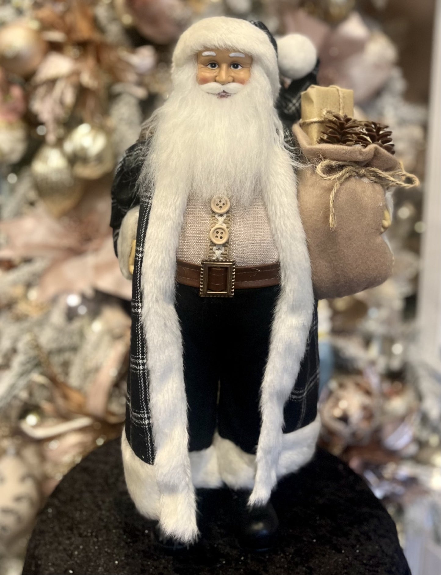 SANTA IN PLAID COAT 18 INCH 4315514