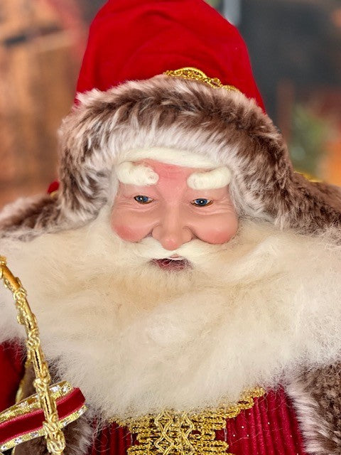 GOLD & RED REGAL SANTA 4202397