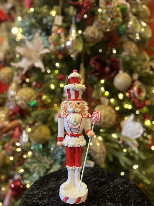 JINGLE & COCOA RED/WHITE NUTCRACKER WITH LOLLIPOP SIGN 13 INCH 4211588