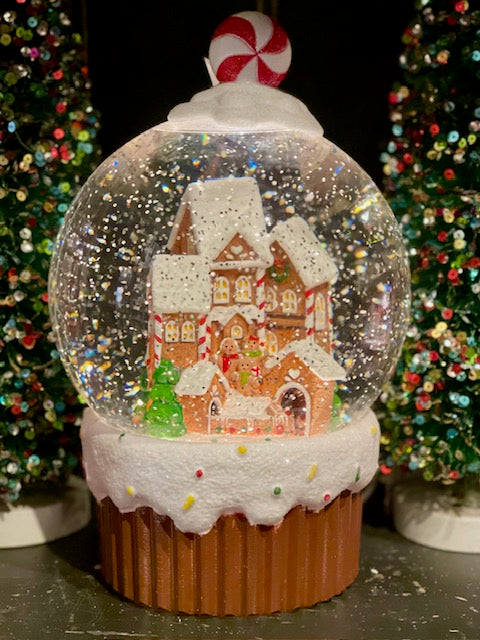 GLITTER LANTERN - GINGERBREAD FROSTED CUPCAKE VILLAGE SCENE 4500791