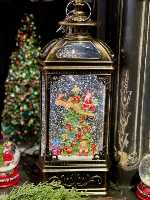 GLITTER LANTERN - MUSICAL TALL LANTERN WITH SANTA IN SLEIGH OVER VILLAGE 4500785