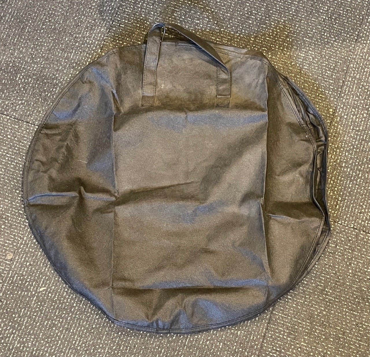 BLACK WREATH BAG