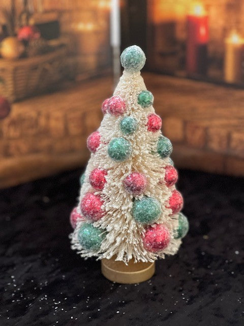 BETHANY LOWE MEDIUM WHITE BOTTLE BRUSH TREE WITH RED/GREEN BAUBLES LC0692