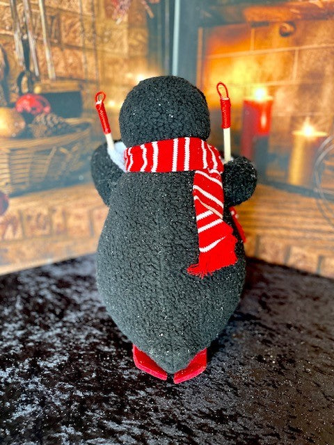 FLUFFY PENGUIN SKIING 4116366