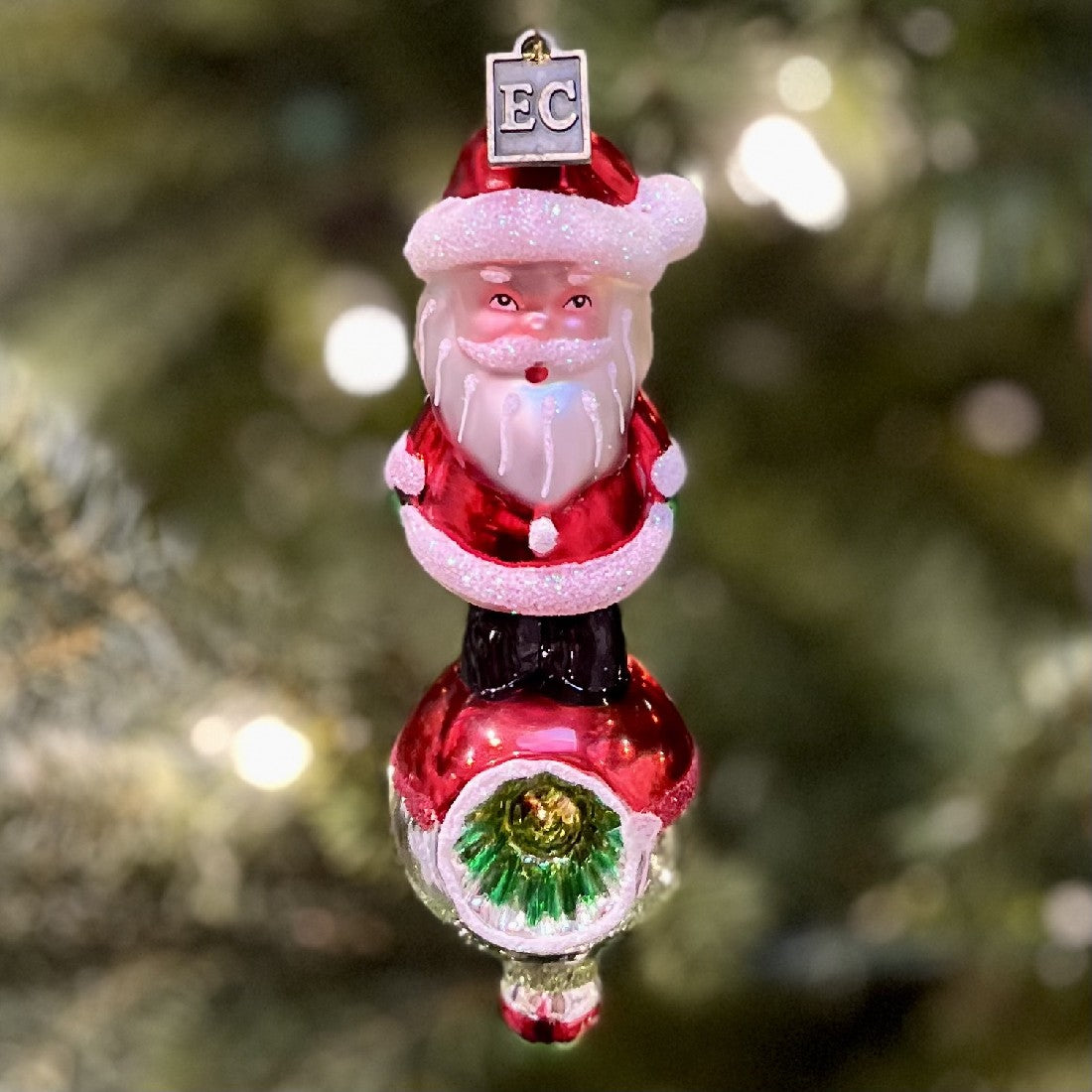 ERIC CORTINA SANTA ON RETRO BALL GREEN CENTRE GLASS HANGING ORNAMENT 4253142