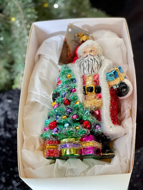 HURAS FAMILY GLASS ORNAMENTS - SANTA BY CHRISTMAS TREE A790