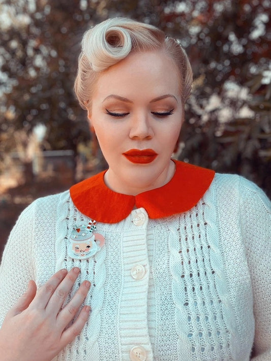 DREAMING OF A WHIPPY CHRISTMAS SANTA MUG PINK BROOCH BR-100P