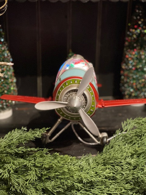 MUSICAL GLITTER LANTERN - FESTIVE PLANE SANTA 17