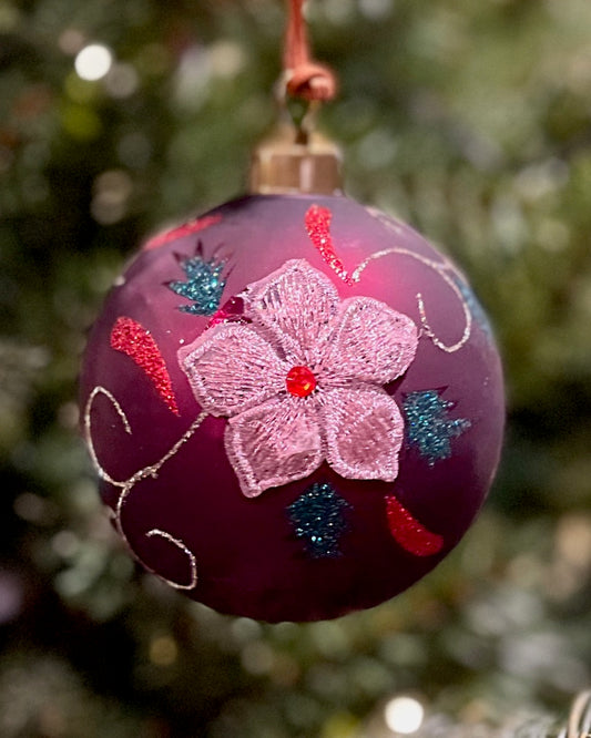 BURGUNDY FLORAL ROUND GLASS ORNAMENT XGMLPB3