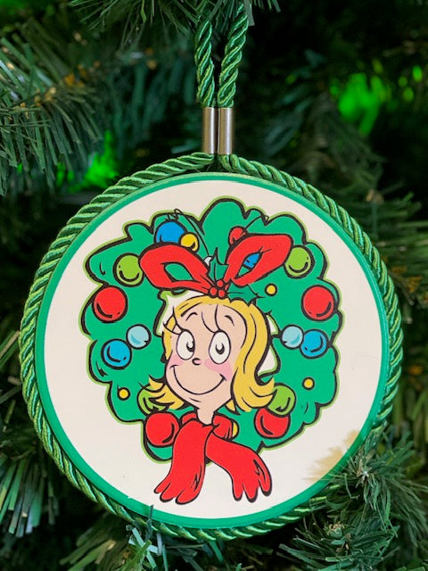 CINDY LOU WITH WREATH HANGING ORNAMENT XSIGN67