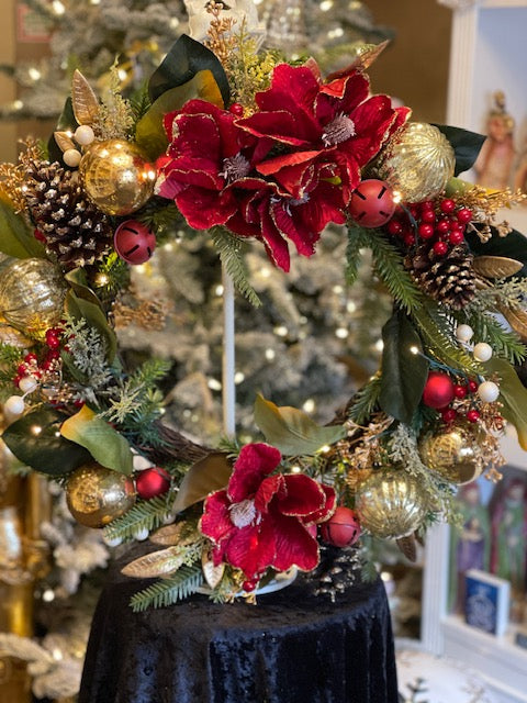 CRIMSON RED MAGNOLIA WREATH XA013A