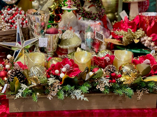 CRIMSON RED & GOLD 3 LED CANDLE HOLDER XA013C