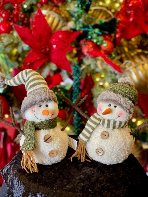 GREEN BEANIE SNOWMAN XX9691