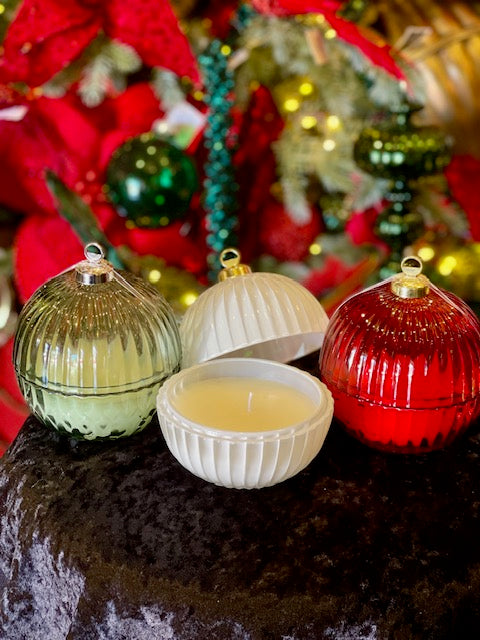 GREEN RIBBED BAUBLE WAX CANDLE XM0209