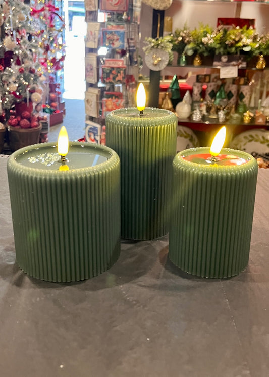 10CM LED GREEN RIBBED FLAMELESS CANDLE XM0834
