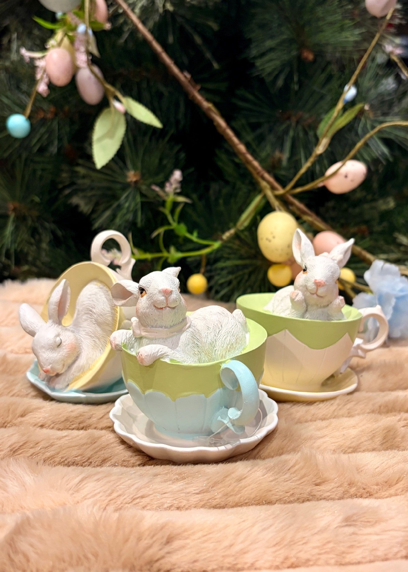 Sweet Bunny in Tea Cups - Green/Blue E6PS414