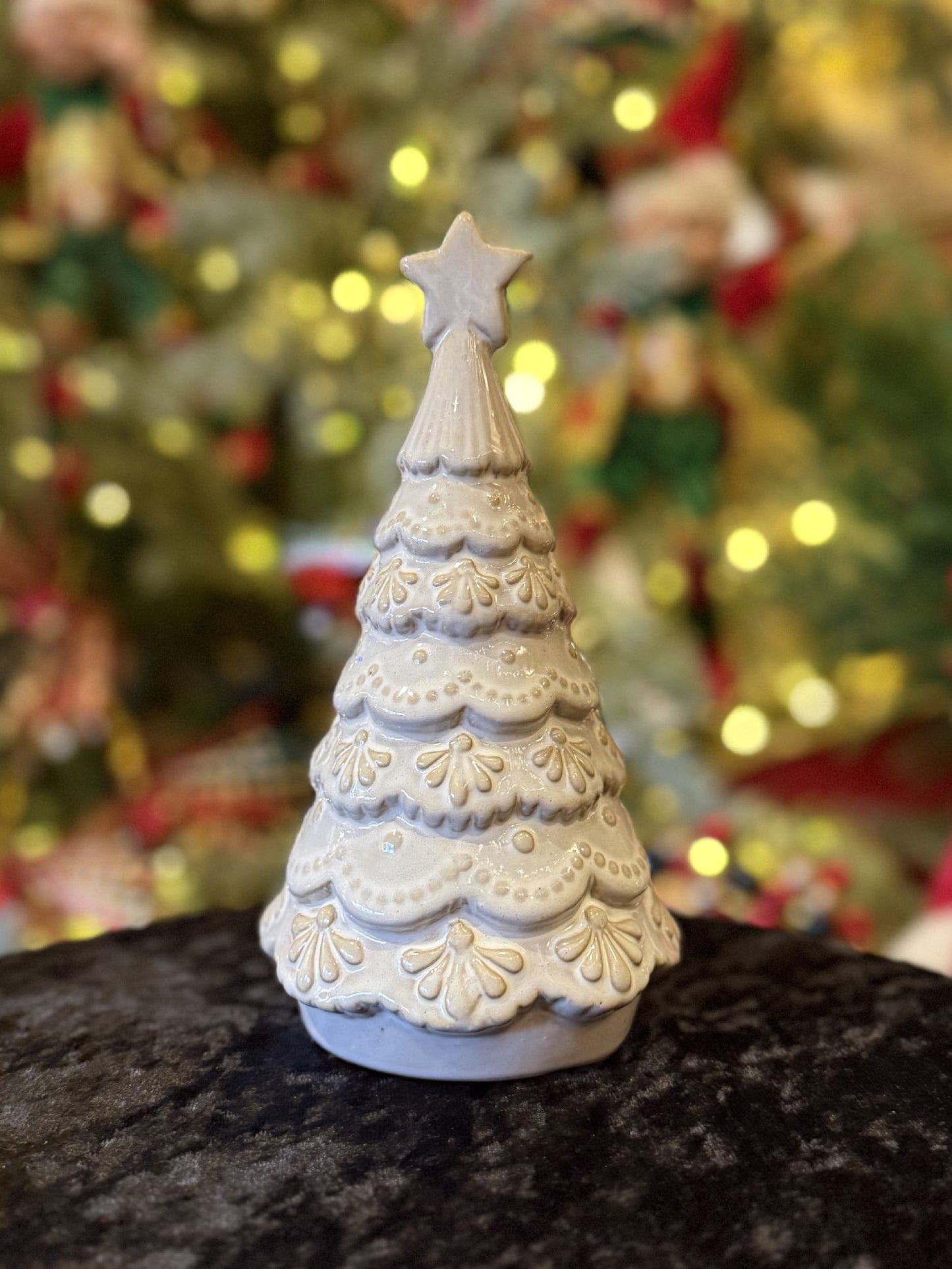 SMALL WHITE GLAZED CERAMIC TREE 4519129