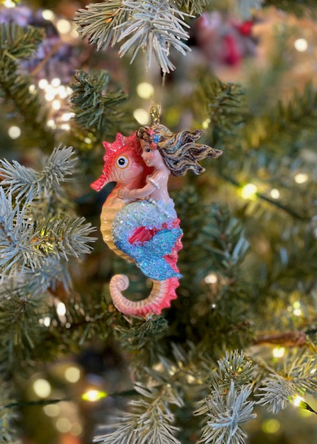 MERMAID ON SEAHORSE HANGING ORNAMENT SHD2008