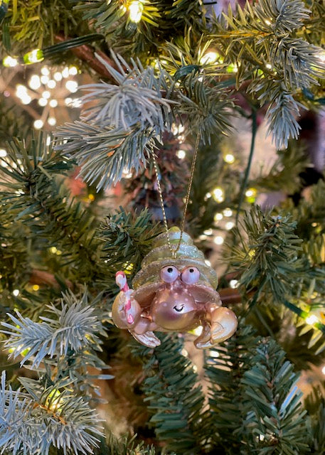 CRAB WITH CANDY CANE HANGING ORNAMENT SHD2006