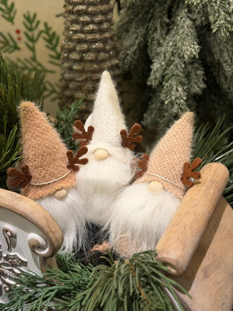 Rudi the Gnome with Antlers XX9582