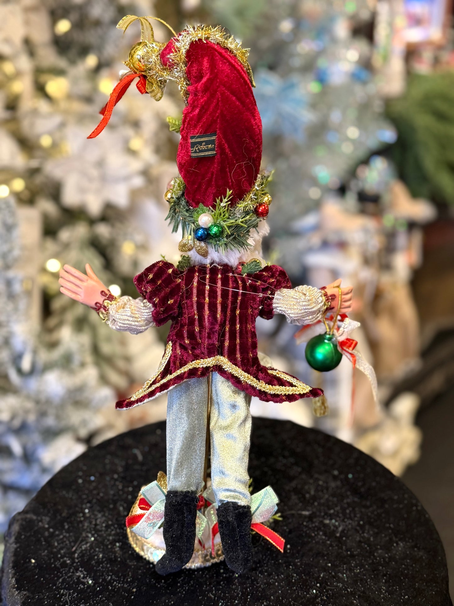 MARK ROBERTS - Small Ornament Elf 51-64090