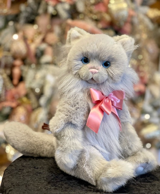 CHARLIE BEARS - DIBBINSDALE