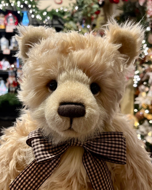 CHARLIE BEARS - WHITTAKER