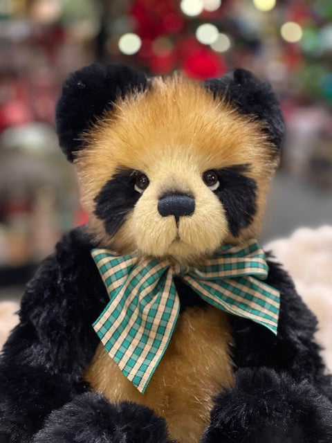 CHARLIE BEARS - COLLINS