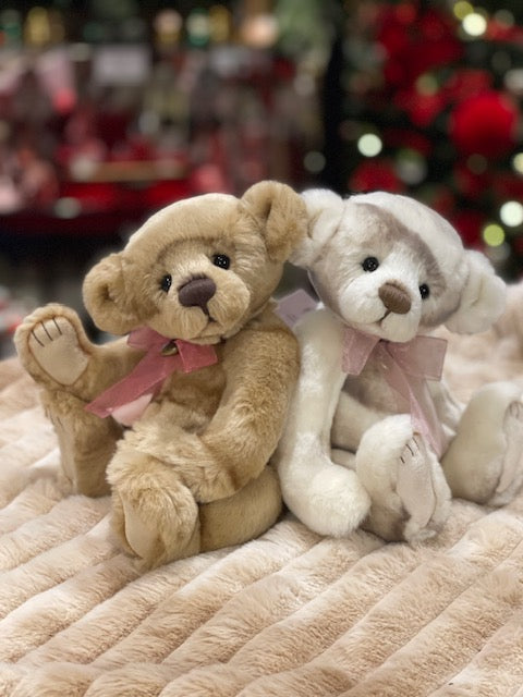 CHARLIE BEARS - MONA