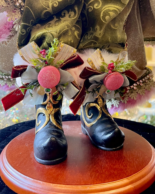 MARK ROBERTS - MACARON SANTA 51-58658