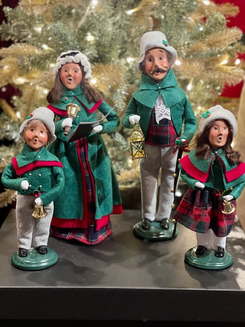 BYERS' CHOICE BELL FAMILY BOY