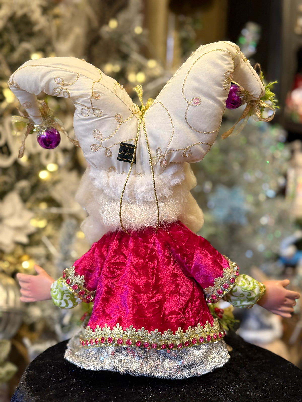MARK ROBERTS - Medium Raspberry Cookie Elf 51-64100