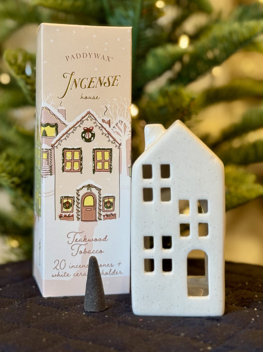 PADDYWAX - HOLIDAY WHITE CERAMIC HOUSE WITH 20 INCENSE CONES - TEAKWOOD & TABAC IN0020AU