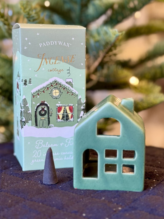 PADDYWAX - HOLIDAY GREEN CERAMIC COTTAGE WITH INCENSE CONESIN0021AU