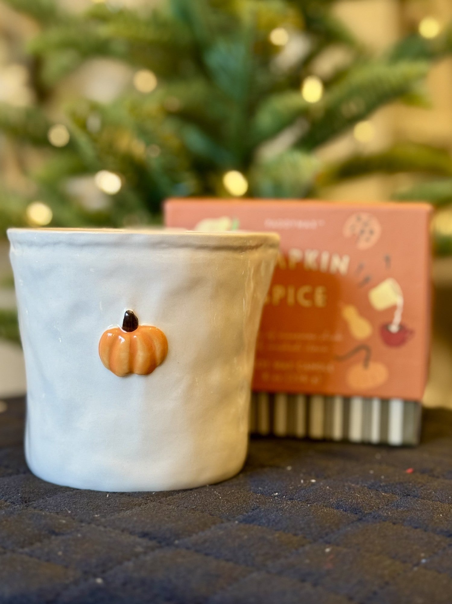PADDYWAX - CERAMIC PUMPKIN SPICE CANDLE IN BOX BIS0808AU