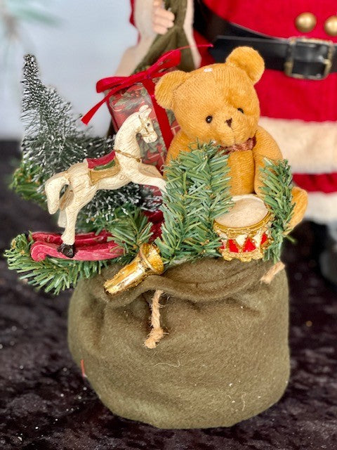 VINTAGE SANTA WITH GIFT BAG X1368