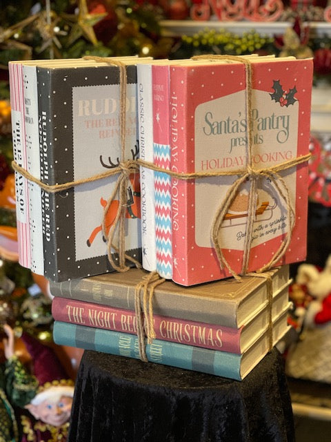 CHRISTMAS CLASSICS BOOK STACK OF 3 X3003