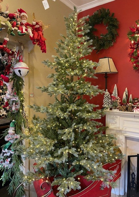 SILVER SPRUCE SOFT TOUCH LED MULTIFUNCTION LIGHTS 7FT 6 INCH TREE X3457(PICK UP IN STORE ONLY)