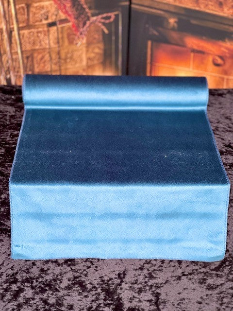 LUXURY VELVET TABLE RUNNER - FRENCH BLUE FTLXTF