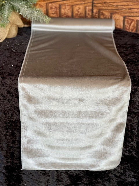 LUXE VELVET TABLE RUNNER 200CM SILVER FTLXTS