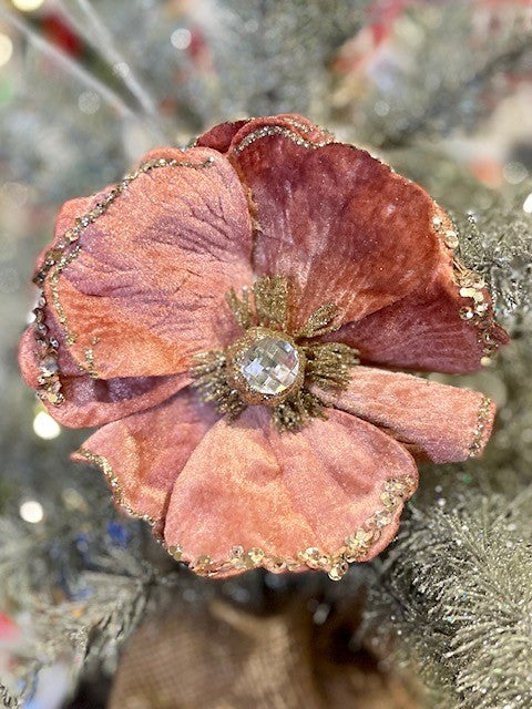 DUSTY PINK VELOUR MAGNOLIA CLIP ON FLOWER XFVEMPI