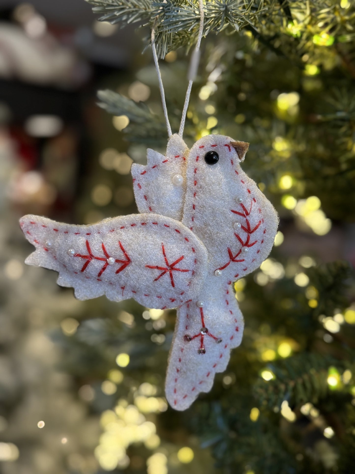 CREAM FELT HANGING DOVE ORNAMENT XMVFEDC